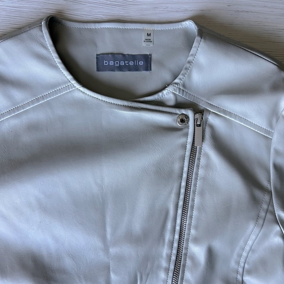 BAGATELLE rivet moto jacket faux leather size M EUC - Picture 4 of 16